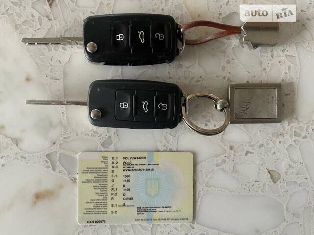 Сірий Фольксваген Поло, об'ємом двигуна 1.2 л та пробігом 194 тис. км за 6700 $, фото 5 на Automoto.ua