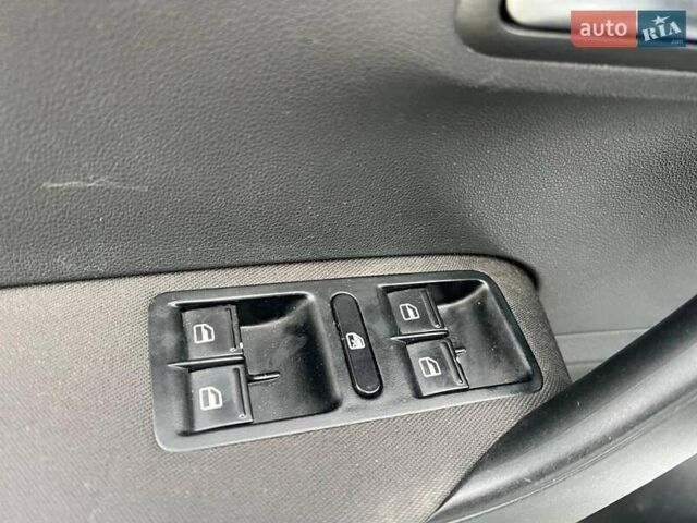 Серый Фольксваген Поло, объемом двигателя 1.4 л и пробегом 195 тыс. км за 6490 $, фото 15 на Automoto.ua