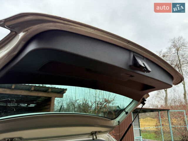 Сірий Фольксваген Поло, об'ємом двигуна 1.6 л та пробігом 209 тис. км за 6999 $, фото 58 на Automoto.ua