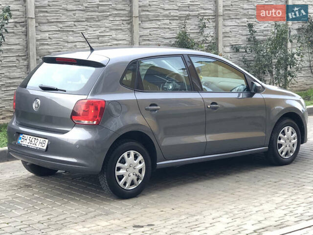Серый Фольксваген Поло, объемом двигателя 1.39 л и пробегом 146 тыс. км за 7999 $, фото 16 на Automoto.ua