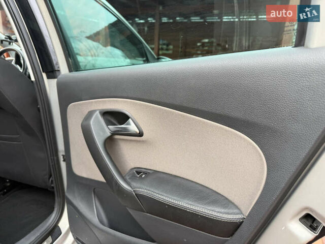 Сірий Фольксваген Поло, об'ємом двигуна 1.6 л та пробігом 209 тис. км за 6999 $, фото 50 на Automoto.ua