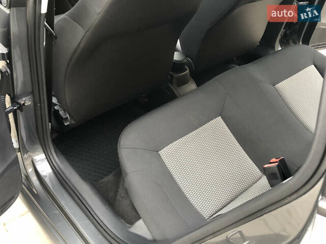 Серый Фольксваген Поло, объемом двигателя 1.39 л и пробегом 146 тыс. км за 7999 $, фото 37 на Automoto.ua