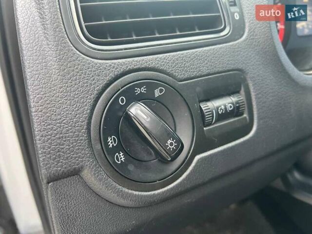 Серый Фольксваген Поло, объемом двигателя 1.4 л и пробегом 195 тыс. км за 6490 $, фото 18 на Automoto.ua