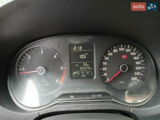 Сірий Фольксваген Поло, об'ємом двигуна 1.2 л та пробігом 184 тис. км за 7500 $, фото 45 на Automoto.ua