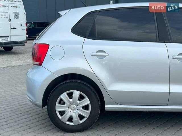 Серый Фольксваген Поло, объемом двигателя 1.4 л и пробегом 195 тыс. км за 6490 $, фото 9 на Automoto.ua