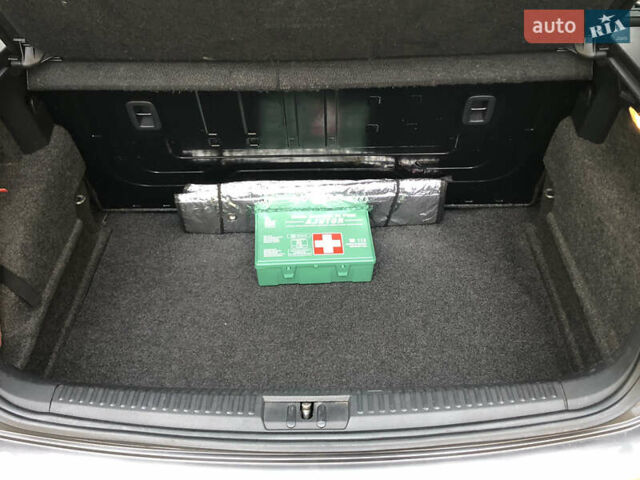 Серый Фольксваген Поло, объемом двигателя 1.39 л и пробегом 146 тыс. км за 7999 $, фото 31 на Automoto.ua