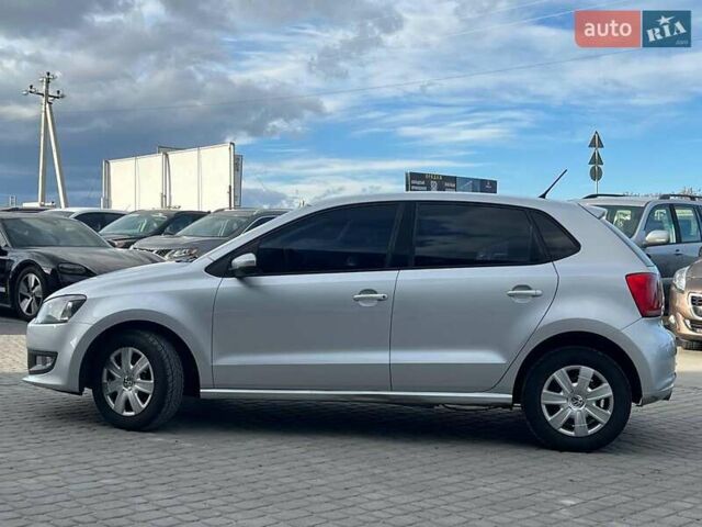 Серый Фольксваген Поло, объемом двигателя 1.4 л и пробегом 195 тыс. км за 6490 $, фото 4 на Automoto.ua