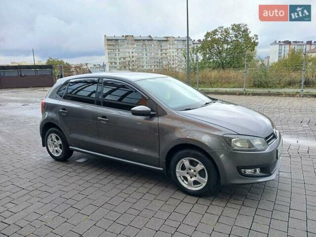 Сірий Фольксваген Поло, об'ємом двигуна 1.2 л та пробігом 184 тис. км за 7500 $, фото 26 на Automoto.ua