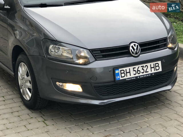 Серый Фольксваген Поло, объемом двигателя 1.39 л и пробегом 146 тыс. км за 7999 $, фото 10 на Automoto.ua