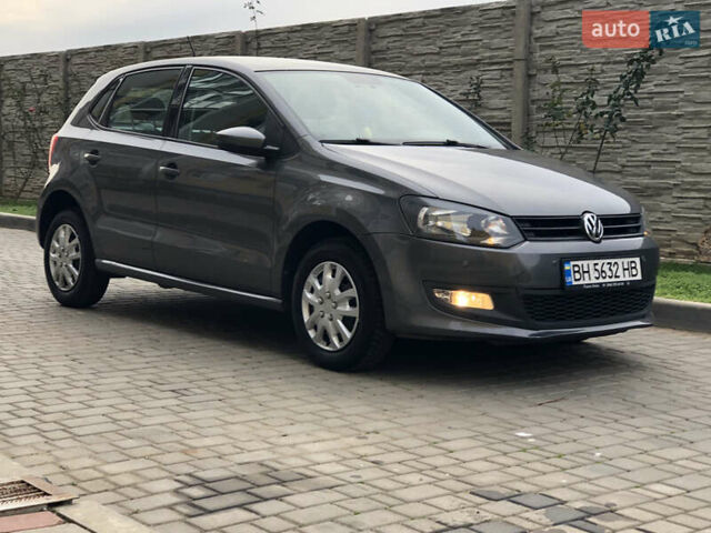 Серый Фольксваген Поло, объемом двигателя 1.39 л и пробегом 146 тыс. км за 7999 $, фото 12 на Automoto.ua