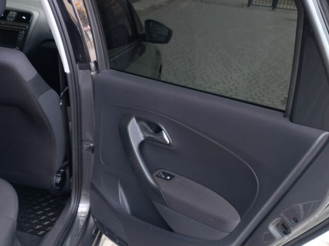 Сірий Фольксваген Поло, об'ємом двигуна 1.2 л та пробігом 175 тис. км за 6700 $, фото 16 на Automoto.ua