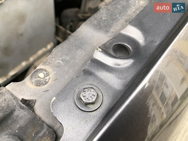 Серый Фольксваген Поло, объемом двигателя 1.39 л и пробегом 146 тыс. км за 7999 $, фото 51 на Automoto.ua