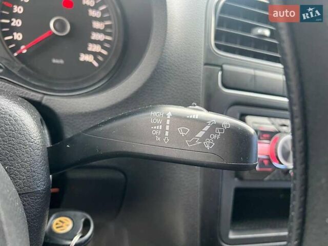 Серый Фольксваген Поло, объемом двигателя 1.4 л и пробегом 195 тыс. км за 6490 $, фото 21 на Automoto.ua