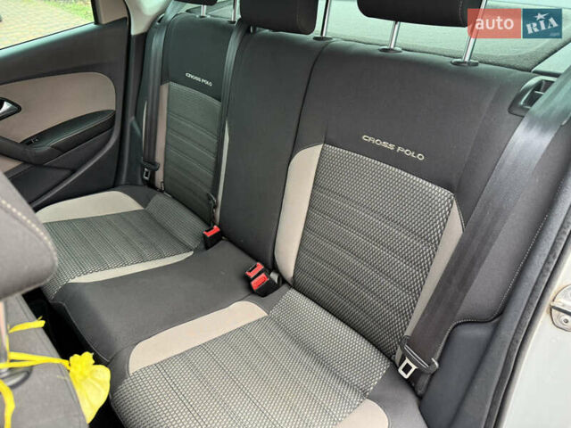 Сірий Фольксваген Поло, об'ємом двигуна 1.6 л та пробігом 209 тис. км за 6999 $, фото 48 на Automoto.ua