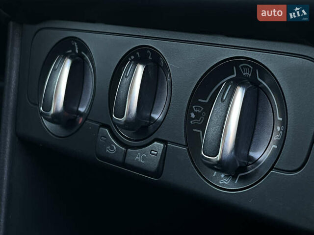 Сірий Фольксваген Поло, об'ємом двигуна 1.2 л та пробігом 270 тис. км за 6200 $, фото 33 на Automoto.ua