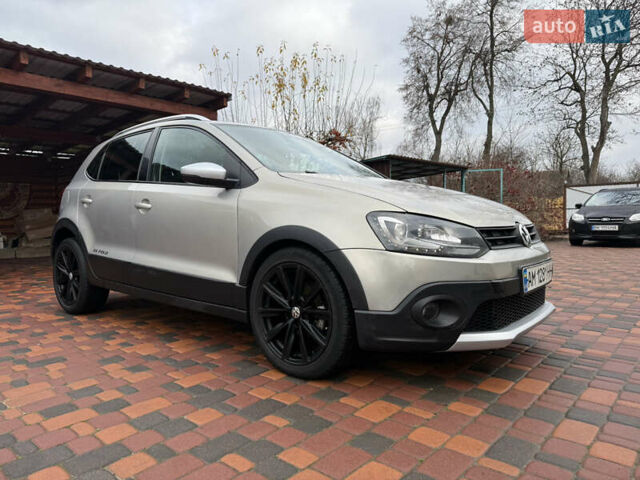 Сірий Фольксваген Поло, об'ємом двигуна 1.6 л та пробігом 209 тис. км за 6999 $, фото 3 на Automoto.ua