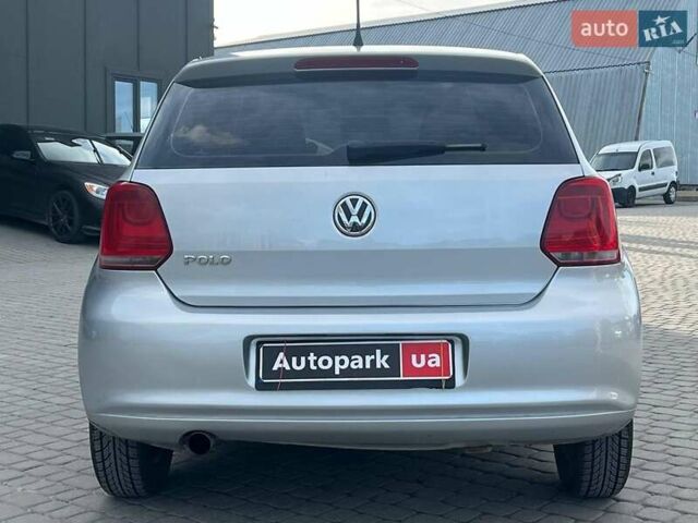Серый Фольксваген Поло, объемом двигателя 1.4 л и пробегом 195 тыс. км за 6490 $, фото 7 на Automoto.ua