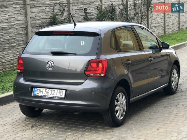 Серый Фольксваген Поло, объемом двигателя 1.39 л и пробегом 146 тыс. км за 7999 $, фото 14 на Automoto.ua