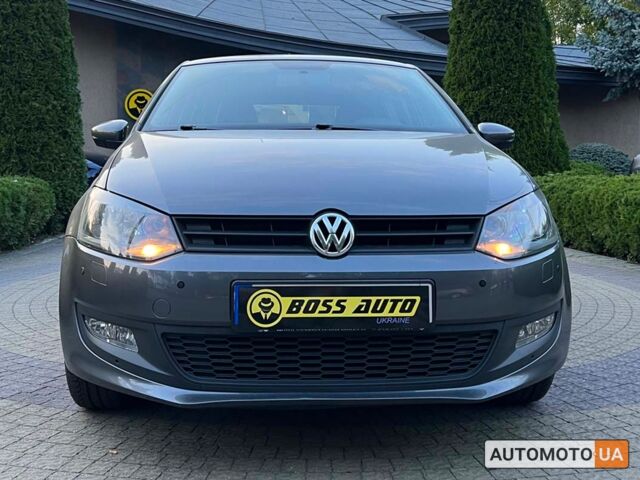Серый Фольксваген Поло, объемом двигателя 1.4 л и пробегом 115 тыс. км за 7700 $, фото 1 на Automoto.ua