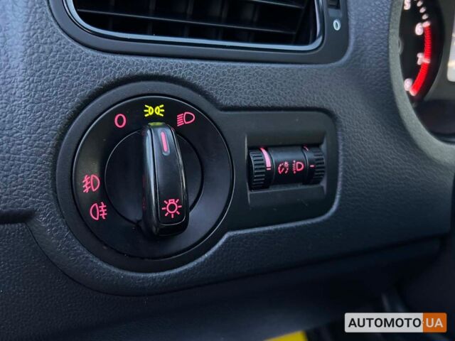 Серый Фольксваген Поло, объемом двигателя 1.4 л и пробегом 115 тыс. км за 7700 $, фото 15 на Automoto.ua