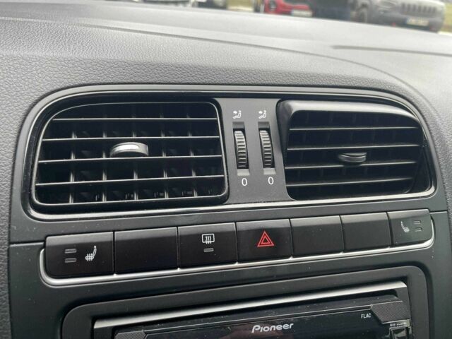 Серый Фольксваген Поло, объемом двигателя 1.4 л и пробегом 253 тыс. км за 9390 $, фото 22 на Automoto.ua