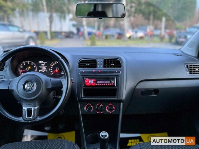 Серый Фольксваген Поло, объемом двигателя 1.4 л и пробегом 115 тыс. км за 7700 $, фото 11 на Automoto.ua