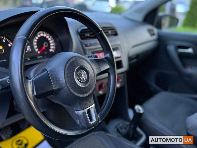 Серый Фольксваген Поло, объемом двигателя 1.4 л и пробегом 115 тыс. км за 7700 $, фото 14 на Automoto.ua
