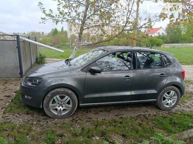 Серый Фольксваген Поло, объемом двигателя 1.6 л и пробегом 262 тыс. км за 7000 $, фото 3 на Automoto.ua