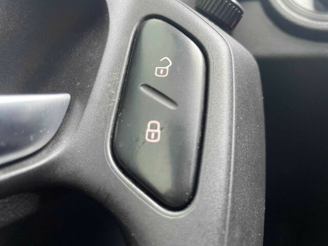 Серый Фольксваген Поло, объемом двигателя 1.4 л и пробегом 253 тыс. км за 9390 $, фото 16 на Automoto.ua