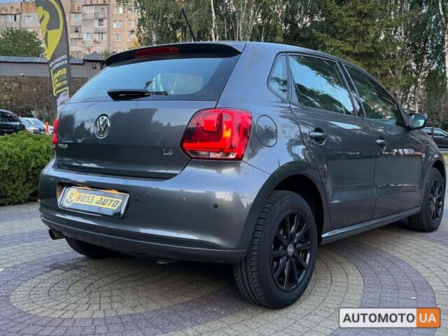 Серый Фольксваген Поло, объемом двигателя 1.4 л и пробегом 115 тыс. км за 7700 $, фото 6 на Automoto.ua