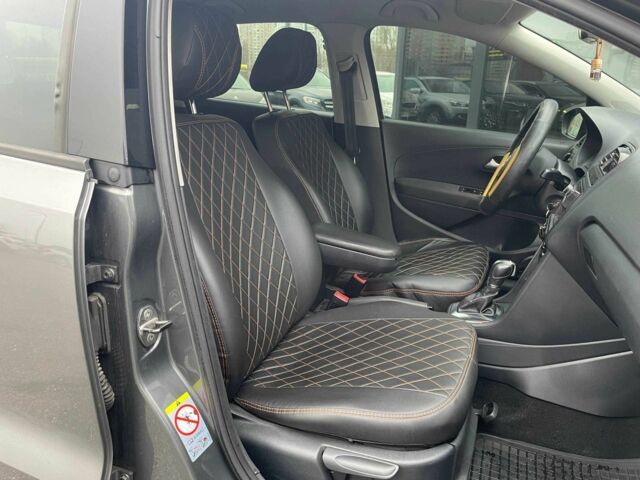 Серый Фольксваген Поло, объемом двигателя 1.4 л и пробегом 253 тыс. км за 9390 $, фото 11 на Automoto.ua