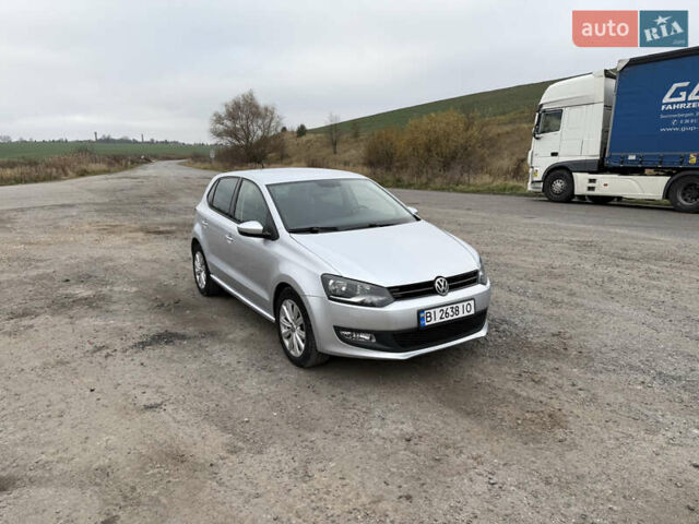Серый Фольксваген Поло, объемом двигателя 1.6 л и пробегом 164 тыс. км за 9400 $, фото 4 на Automoto.ua