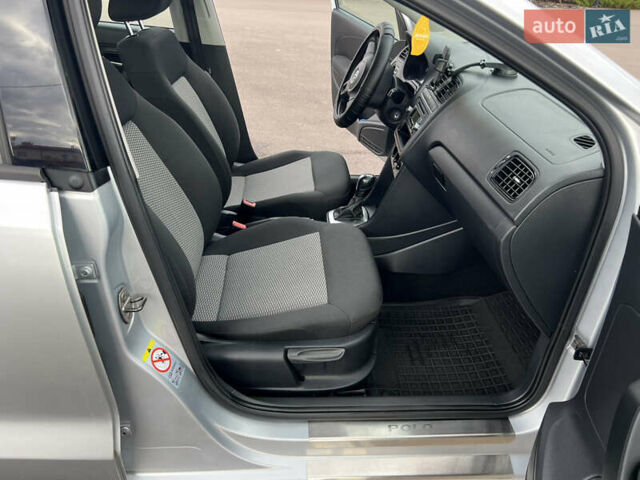 Фольксваген Поло 2013 в Борисполе на Automoto.ua Серый Фольксваген Поло, объемом двигателя 1.39 л и пробегом 202 тыс. км за 7800 $, фото 19 на Automoto.ua