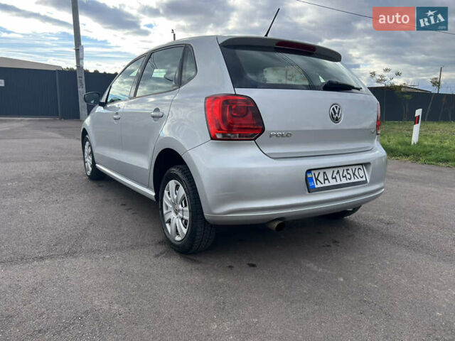 Фольксваген Поло 2013 в Борисполе на Automoto.ua Серый Фольксваген Поло, объемом двигателя 1.39 л и пробегом 202 тыс. км за 7800 $, фото 7 на Automoto.ua