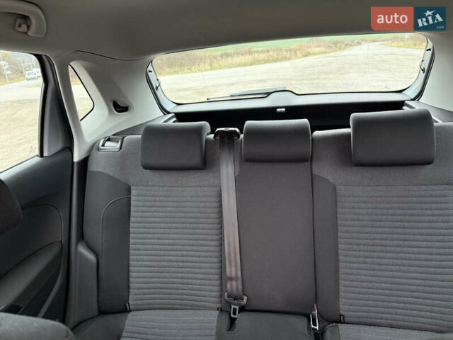 Серый Фольксваген Поло, объемом двигателя 1.6 л и пробегом 164 тыс. км за 9400 $, фото 37 на Automoto.ua