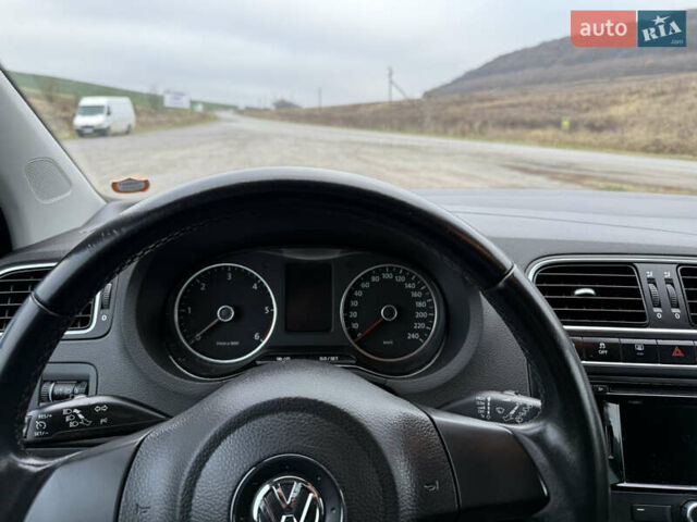 Серый Фольксваген Поло, объемом двигателя 1.6 л и пробегом 164 тыс. км за 9400 $, фото 34 на Automoto.ua