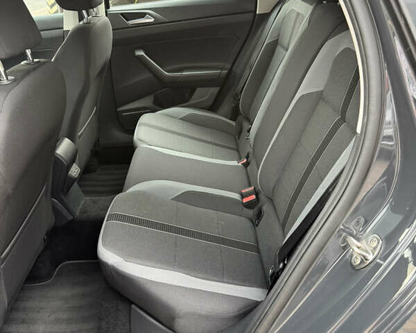 Серый Фольксваген Поло, объемом двигателя 1 л и пробегом 220 тыс. км за 14500 $, фото 11 на Automoto.ua