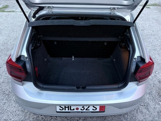 Сірий Фольксваген Поло, об'ємом двигуна 1.6 л та пробігом 203 тис. км за 17777 $, фото 14 на Automoto.ua