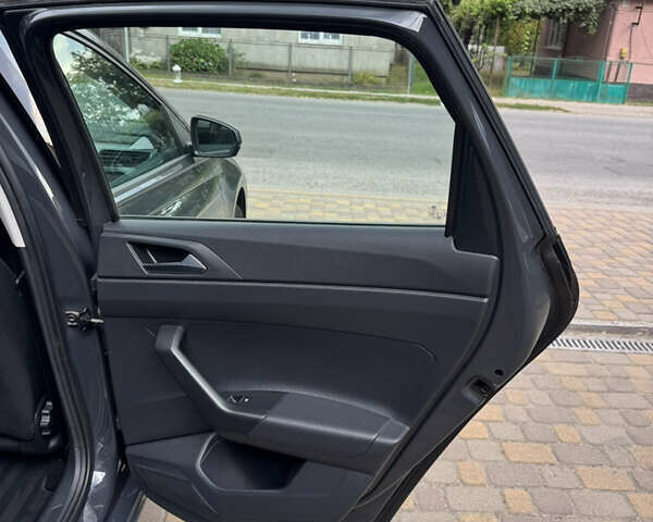 Серый Фольксваген Поло, объемом двигателя 1 л и пробегом 220 тыс. км за 14500 $, фото 26 на Automoto.ua