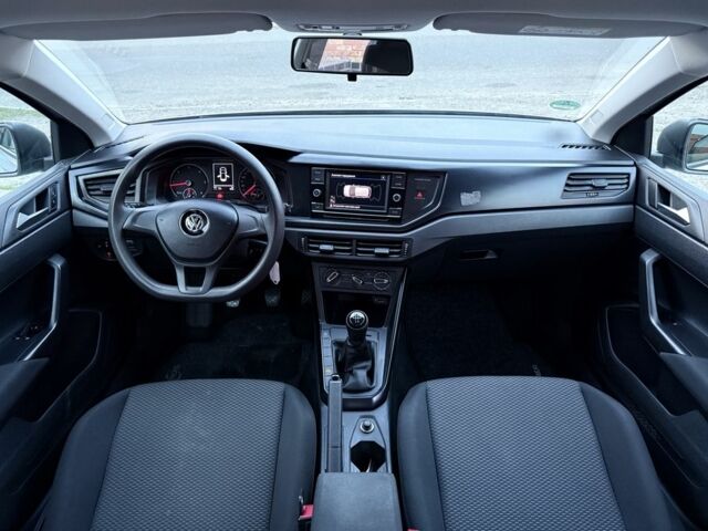 Сірий Фольксваген Поло, об'ємом двигуна 1.6 л та пробігом 203 тис. км за 17777 $, фото 8 на Automoto.ua