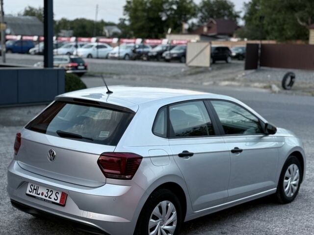 Сірий Фольксваген Поло, об'ємом двигуна 1.6 л та пробігом 203 тис. км за 17777 $, фото 7 на Automoto.ua