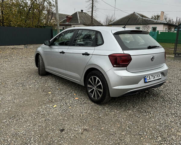 Серый Фольксваген Поло, объемом двигателя 1.6 л и пробегом 205 тыс. км за 12700 $, фото 6 на Automoto.ua