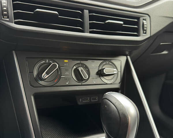 Серый Фольксваген Поло, объемом двигателя 1 л и пробегом 220 тыс. км за 14500 $, фото 16 на Automoto.ua