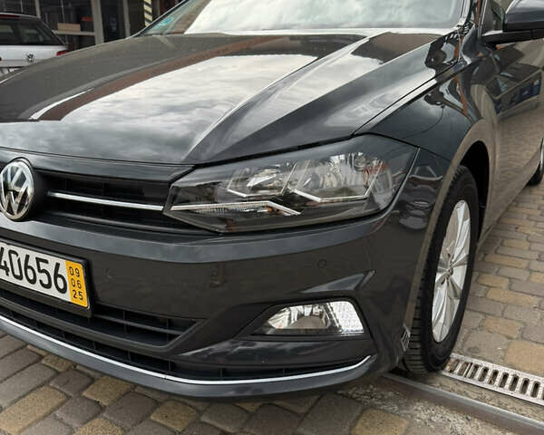 Серый Фольксваген Поло, объемом двигателя 1 л и пробегом 220 тыс. км за 14500 $, фото 29 на Automoto.ua