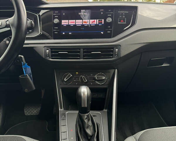 Серый Фольксваген Поло, объемом двигателя 1 л и пробегом 220 тыс. км за 14500 $, фото 14 на Automoto.ua