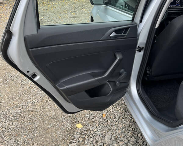 Серый Фольксваген Поло, объемом двигателя 1.6 л и пробегом 205 тыс. км за 12700 $, фото 16 на Automoto.ua