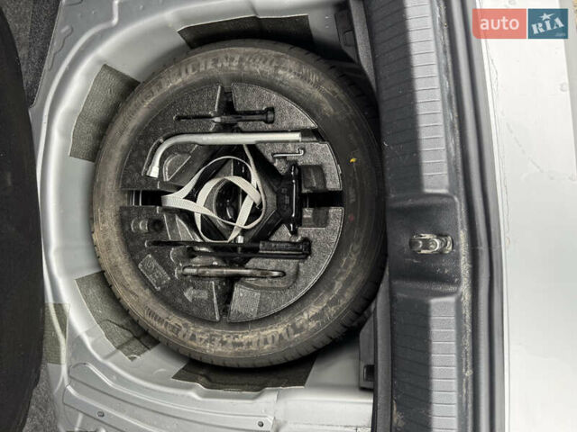 Серый Фольксваген Поло, объемом двигателя 1.6 л и пробегом 205 тыс. км за 12700 $, фото 10 на Automoto.ua