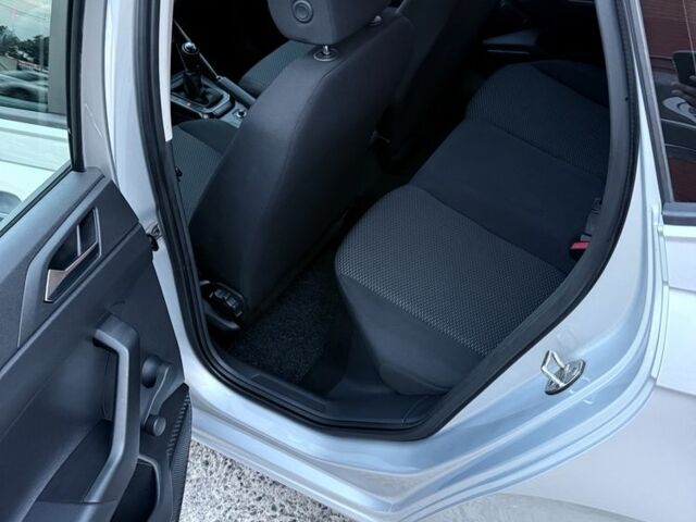 Сірий Фольксваген Поло, об'ємом двигуна 1.6 л та пробігом 203 тис. км за 17777 $, фото 12 на Automoto.ua