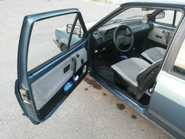 Сірий Фольксваген Поло, об'ємом двигуна 1.3 л та пробігом 413 тис. км за 1400 $, фото 8 на Automoto.ua