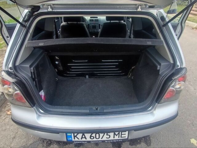 Серый Фольксваген Поло, объемом двигателя 1.2 л и пробегом 215 тыс. км за 2300 $, фото 10 на Automoto.ua